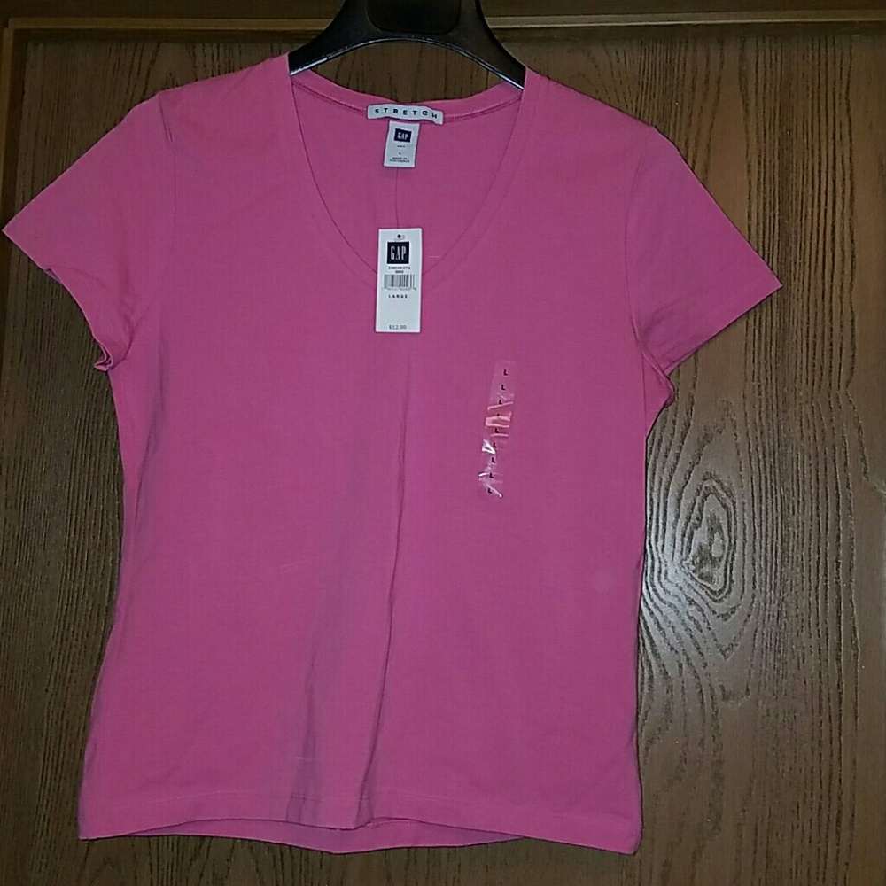 Old Navy Pink v neck t shirt